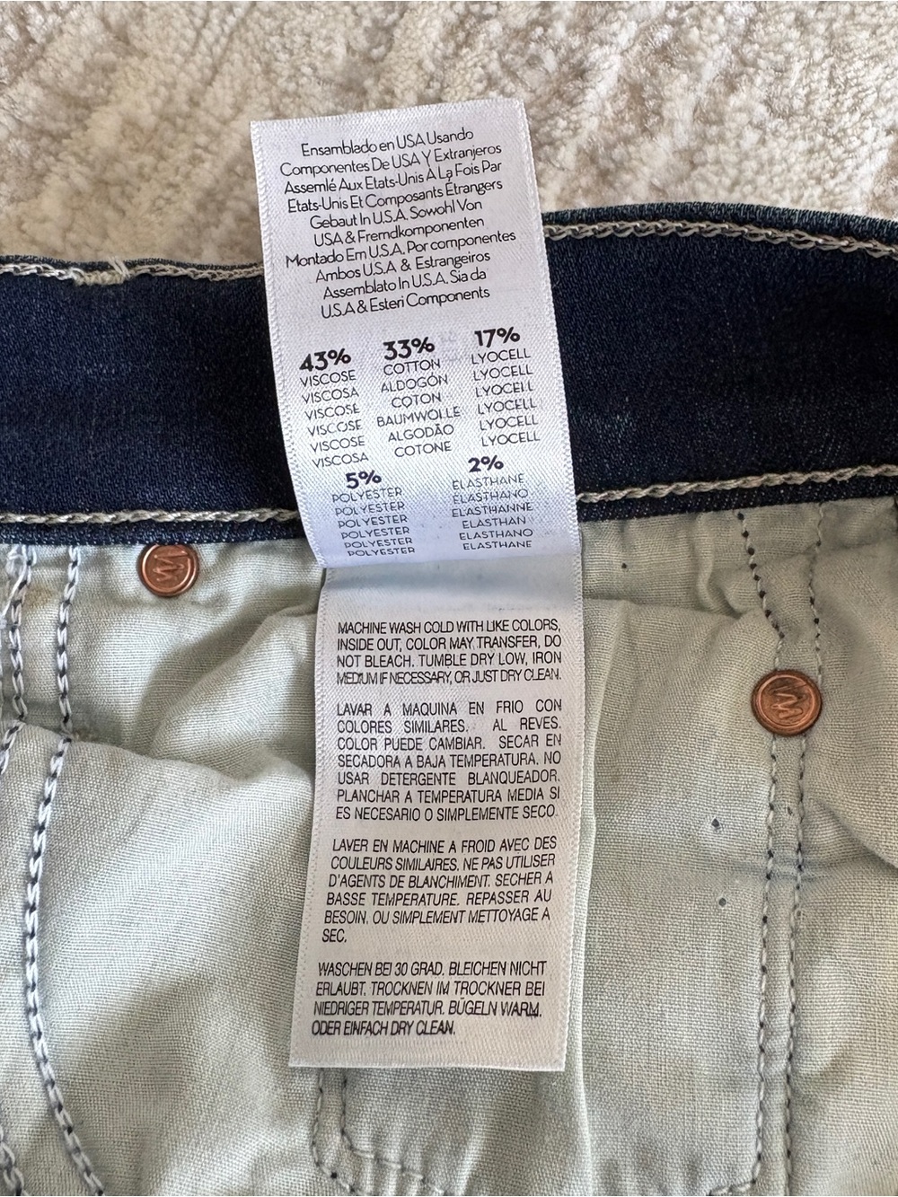 MOTHER The Weekender Fray Jeans Size 28 Tongue in Chic Wash - Picture 9 of 13